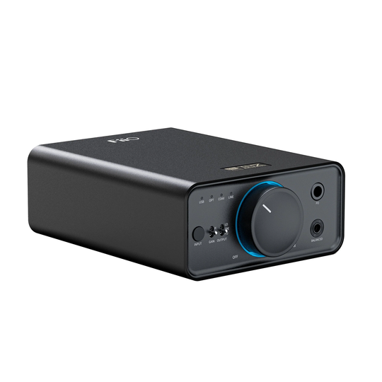 Fiio K7 kuulokevahvistin ja DAC